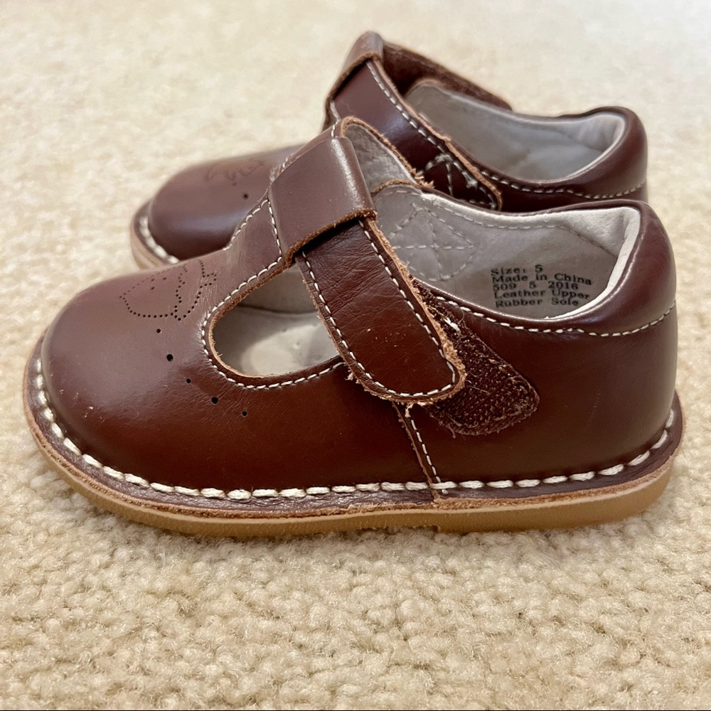 Livie & Luca Oak Acorn Mary Janes - Picture 7 of 11